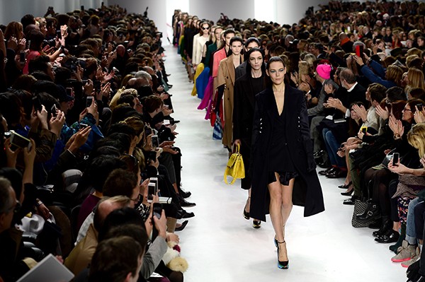 Christian Dior : Runway - Paris Fashion Week Womenswear Fall/Winter 2014-2015
